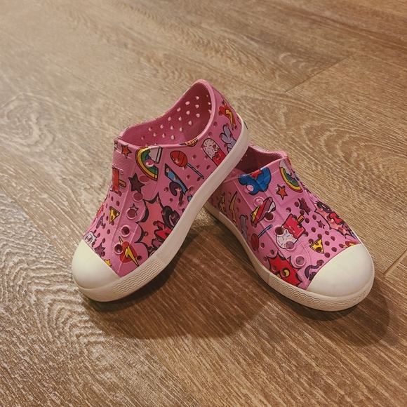 Pink Native Toddler Size 7c - Picture 1 of 4